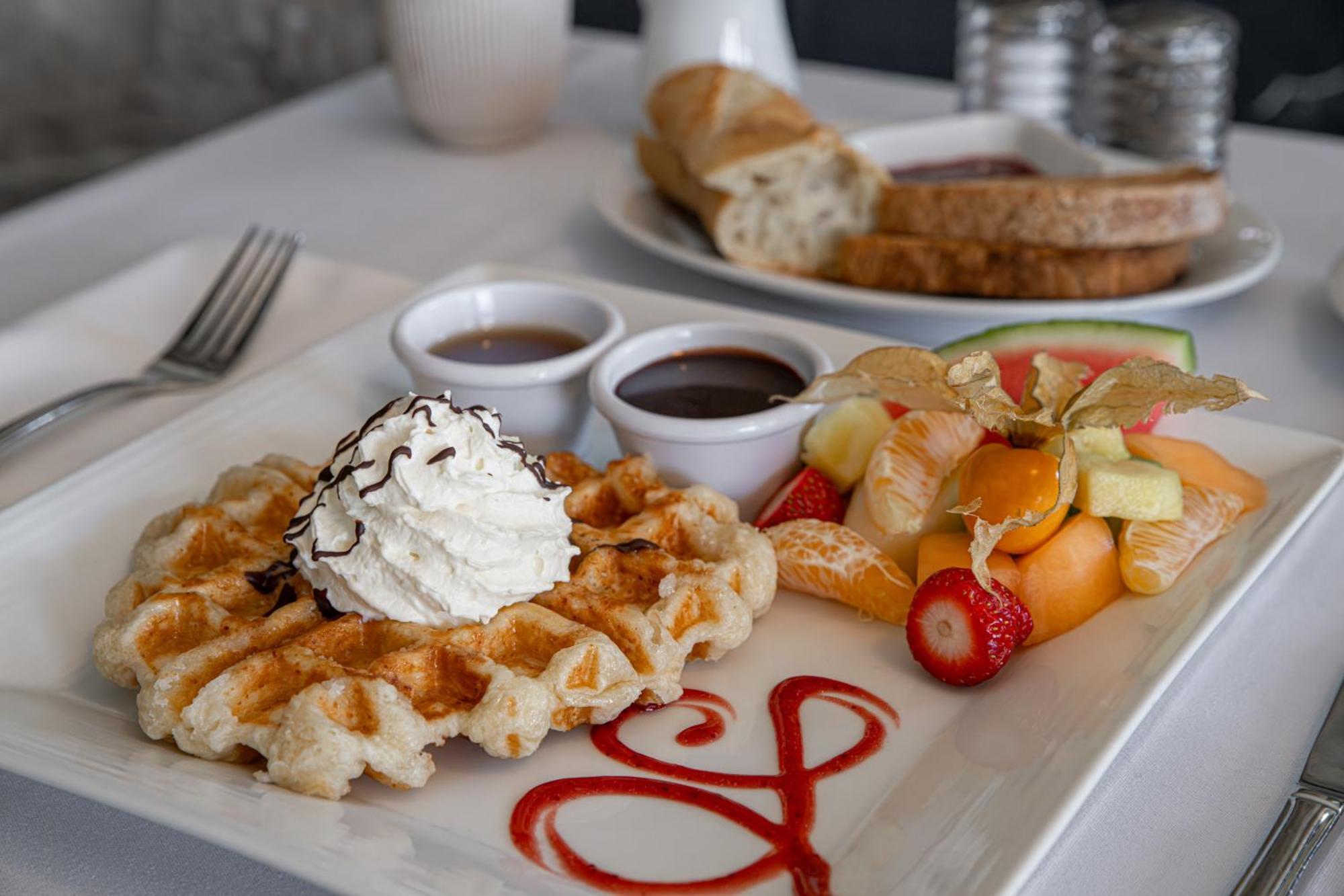 Chez Truchon Bistro-Auberge La Malbaie Esterno foto