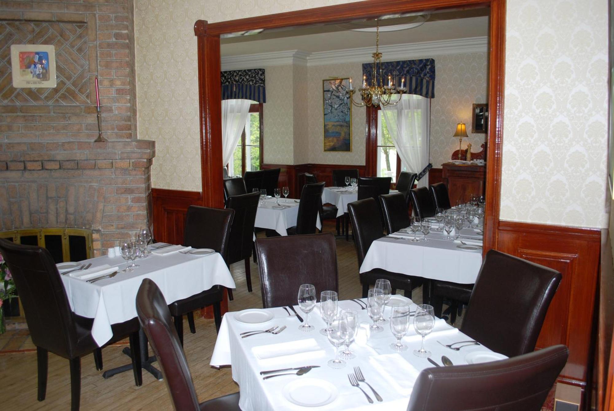 Chez Truchon Bistro-Auberge La Malbaie Esterno foto