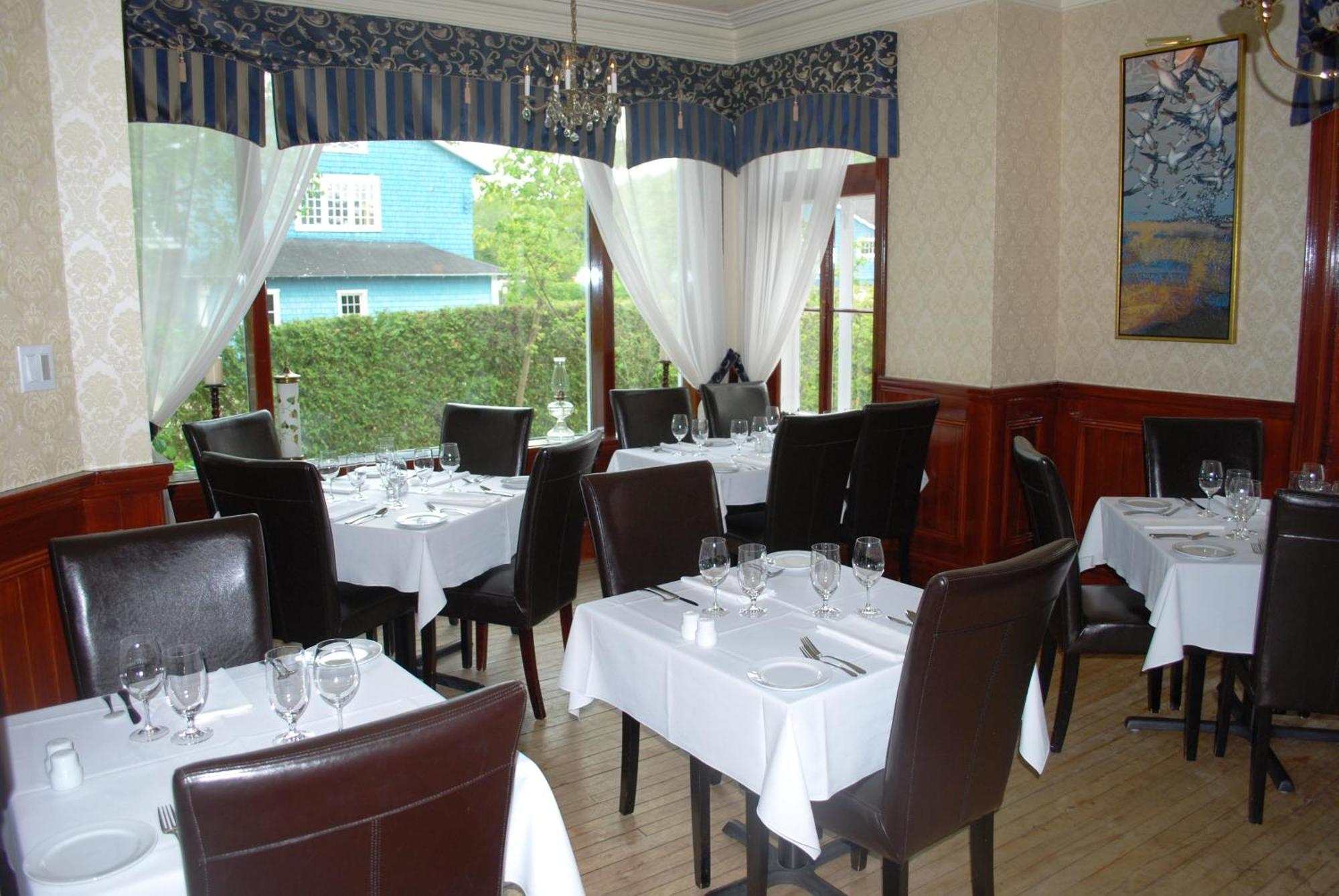 Chez Truchon Bistro-Auberge La Malbaie Esterno foto