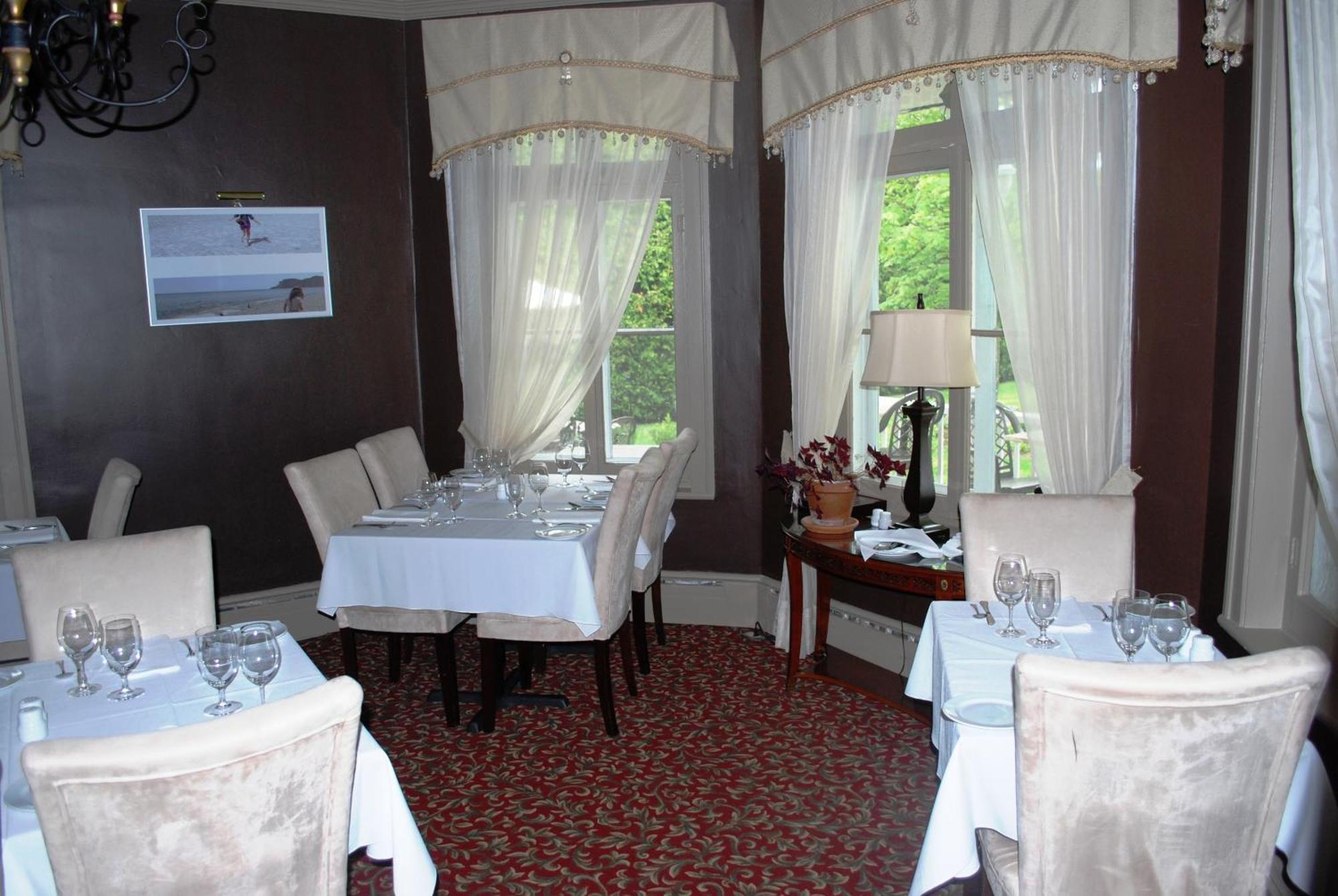 Chez Truchon Bistro-Auberge La Malbaie Esterno foto