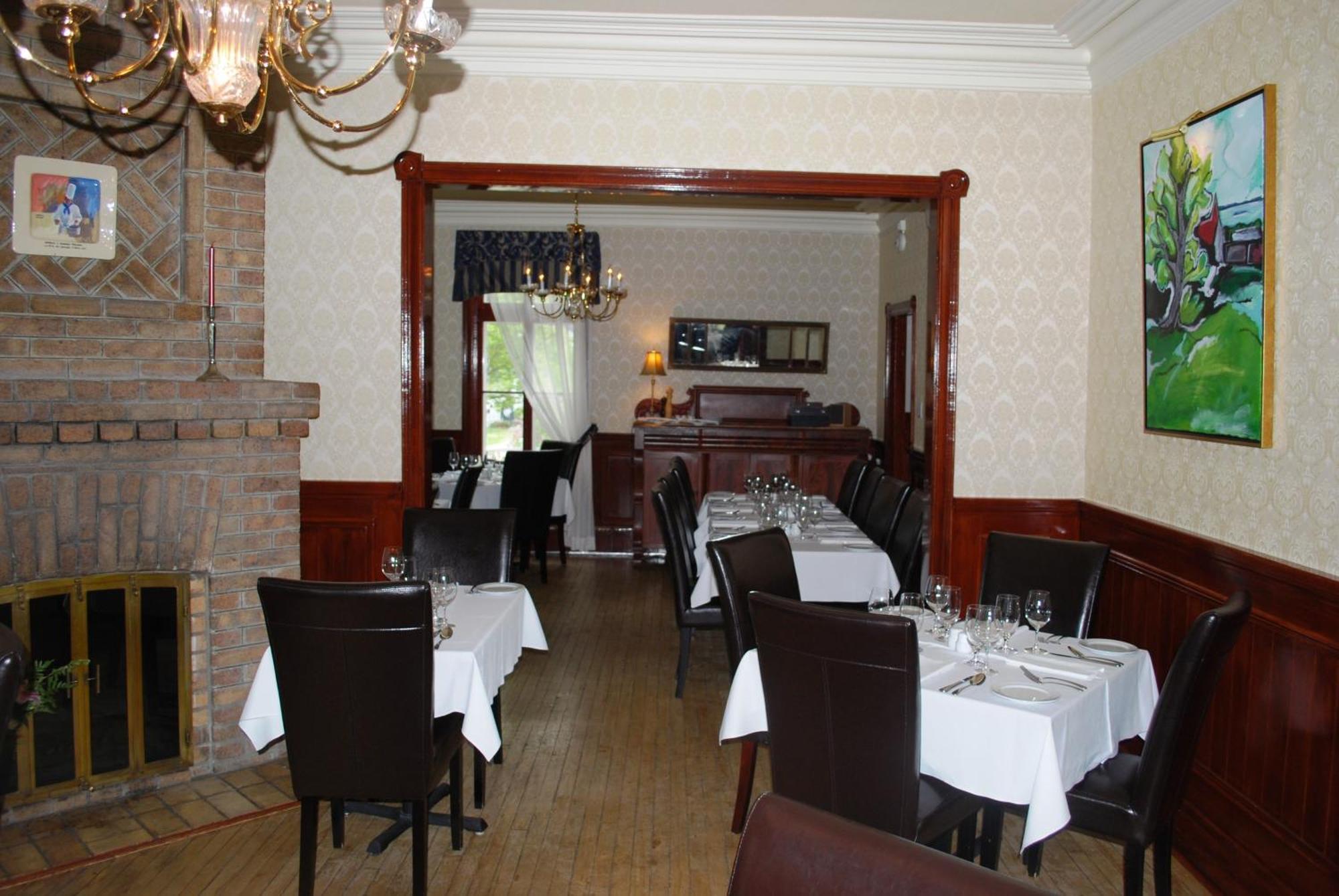 Chez Truchon Bistro-Auberge La Malbaie Esterno foto