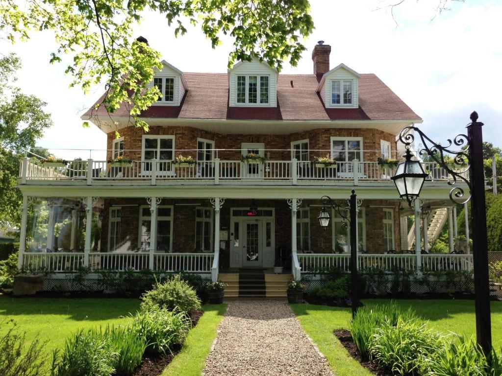 Chez Truchon Bistro-Auberge La Malbaie Esterno foto