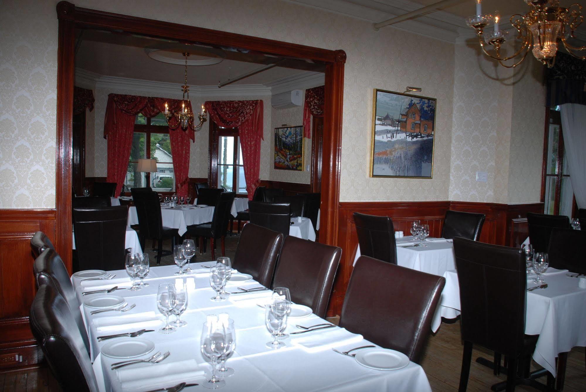 Chez Truchon Bistro-Auberge La Malbaie Esterno foto